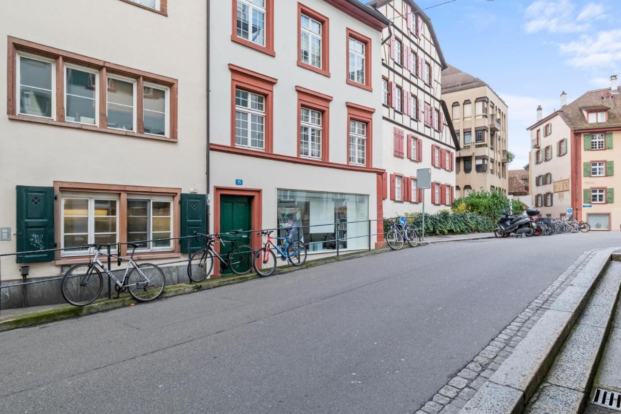 True Basel - Stadtwohnung I Rheinblick Экстерьер фото